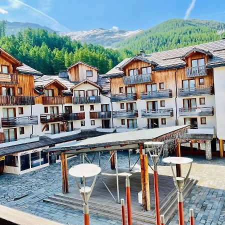 Les Orres 6 Places Coeur De Station Avec Piscine Luaran gambar